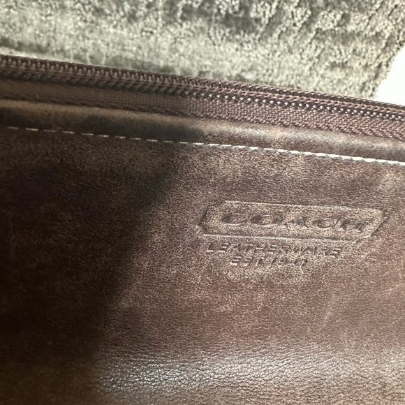 Vintage Coach cosmetic bag - Picture 6 of 7